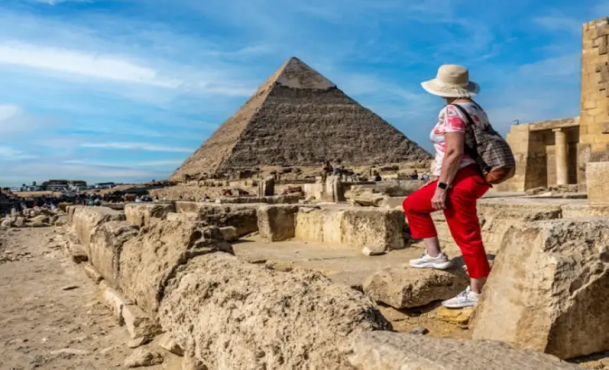 Full Day Tour in Giza & Cairo