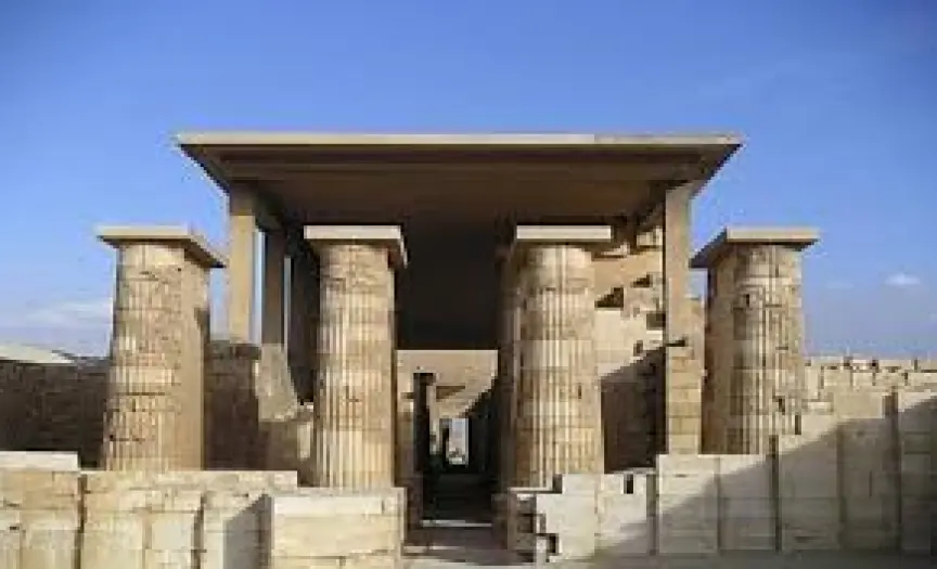 Full days Giza pyramids & Cairo tour to Alexandria