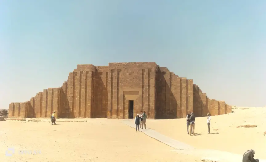 Full-day Giza tour & Dahshur
